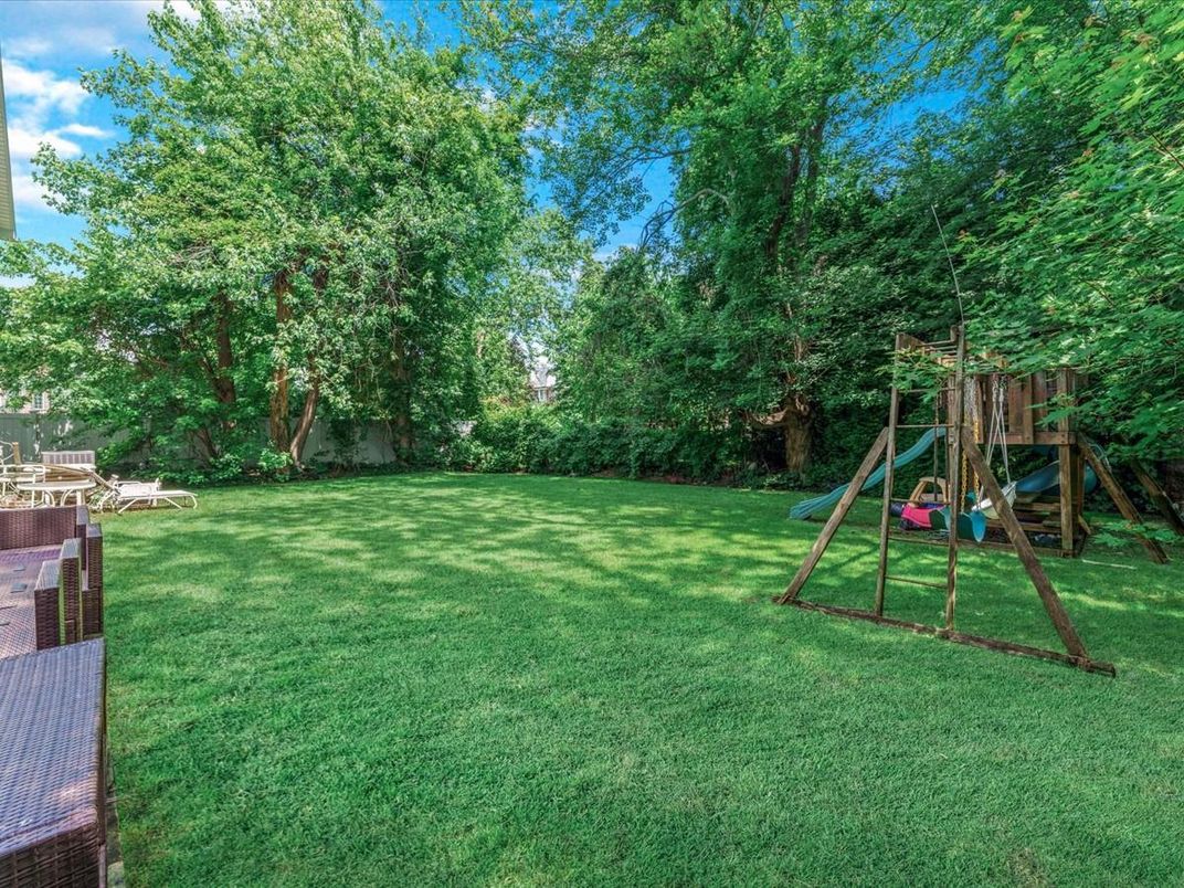 Backyard, Exterior, Playground