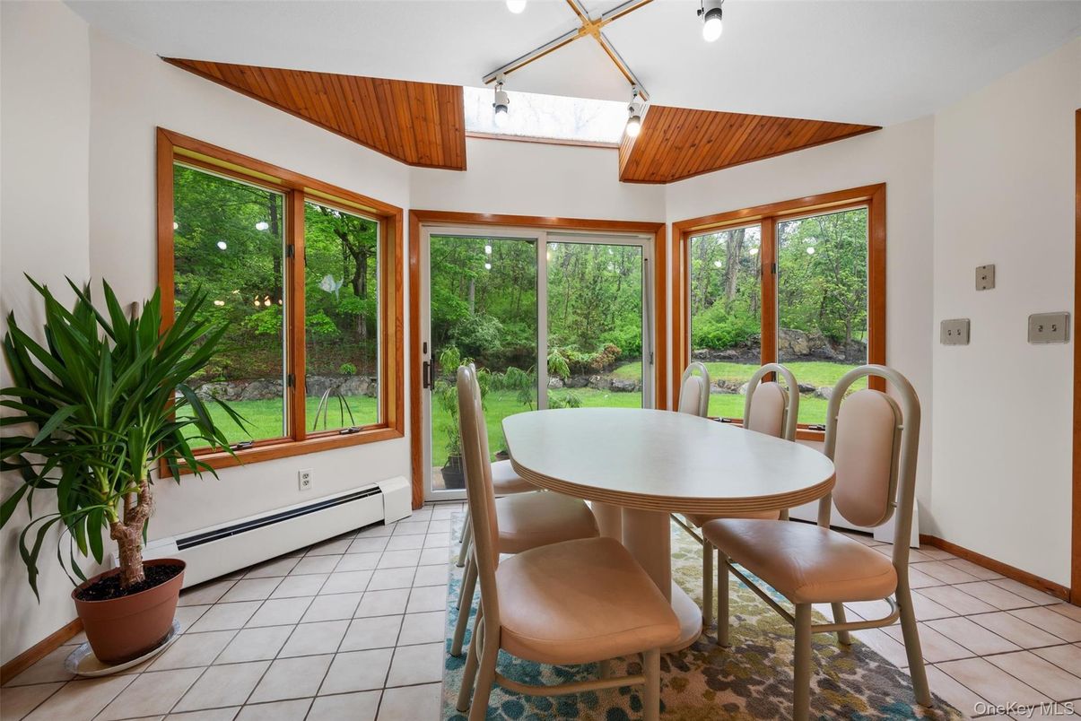 Dining room, Interior, Sun Room