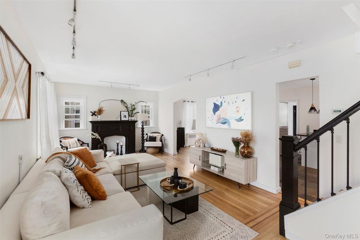 Fireplace, Interior, Living room, Pendant Lights, Wood Texture Flooring