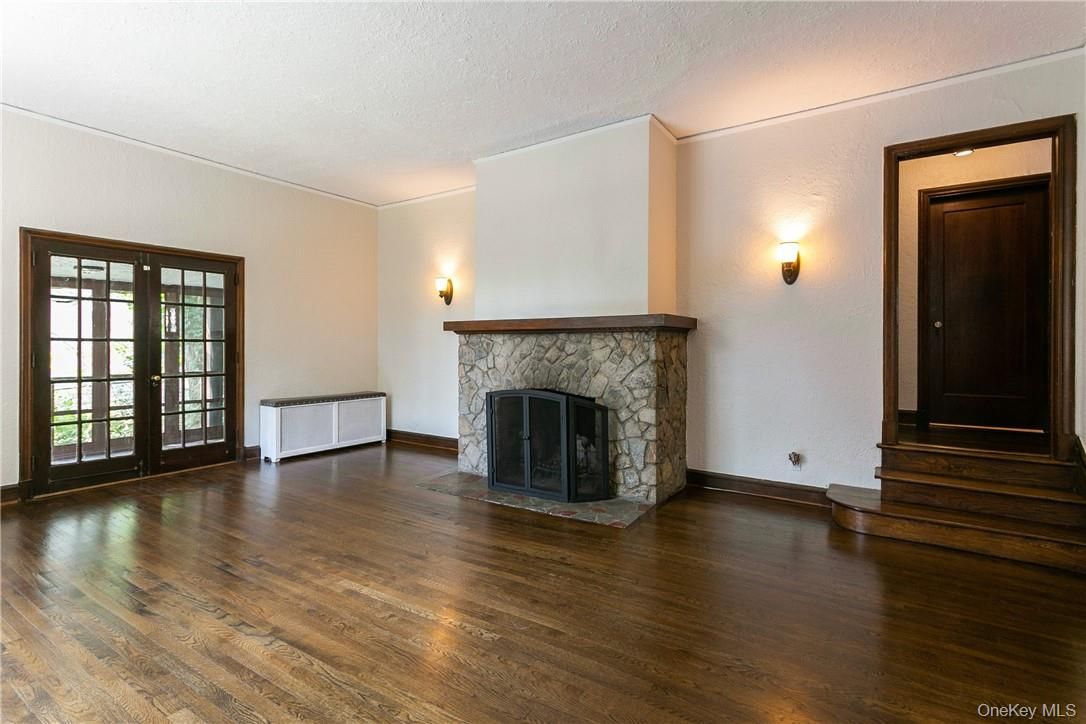 Empty room, Fireplace, Interior, Wood Texture Flooring