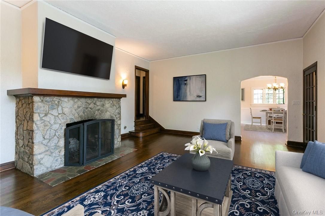 Chandelier, Dining room, Fireplace, Interior, Living room, Wood Texture Flooring