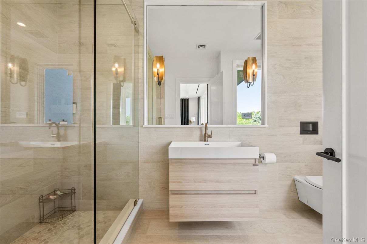 Bathroom, Glass Shower, Interior