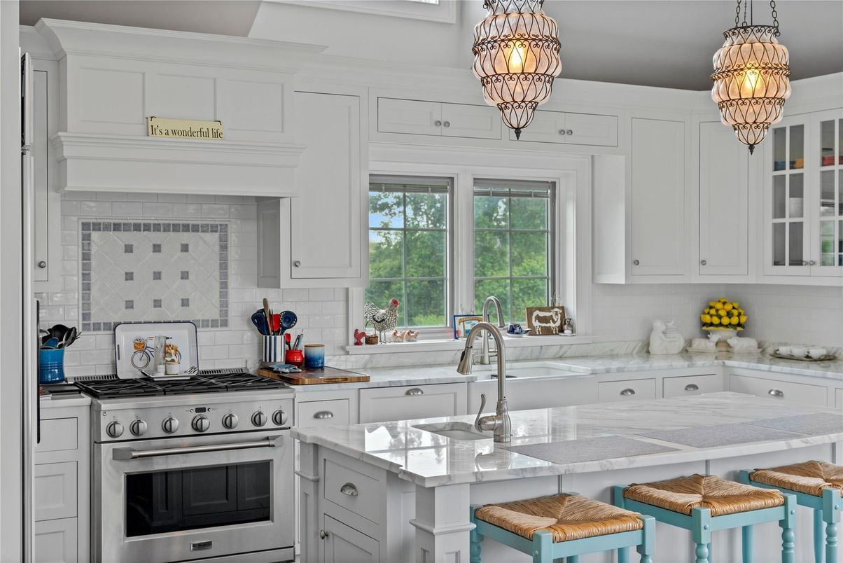Interior, Kitchen, Stainless Steel Appliances