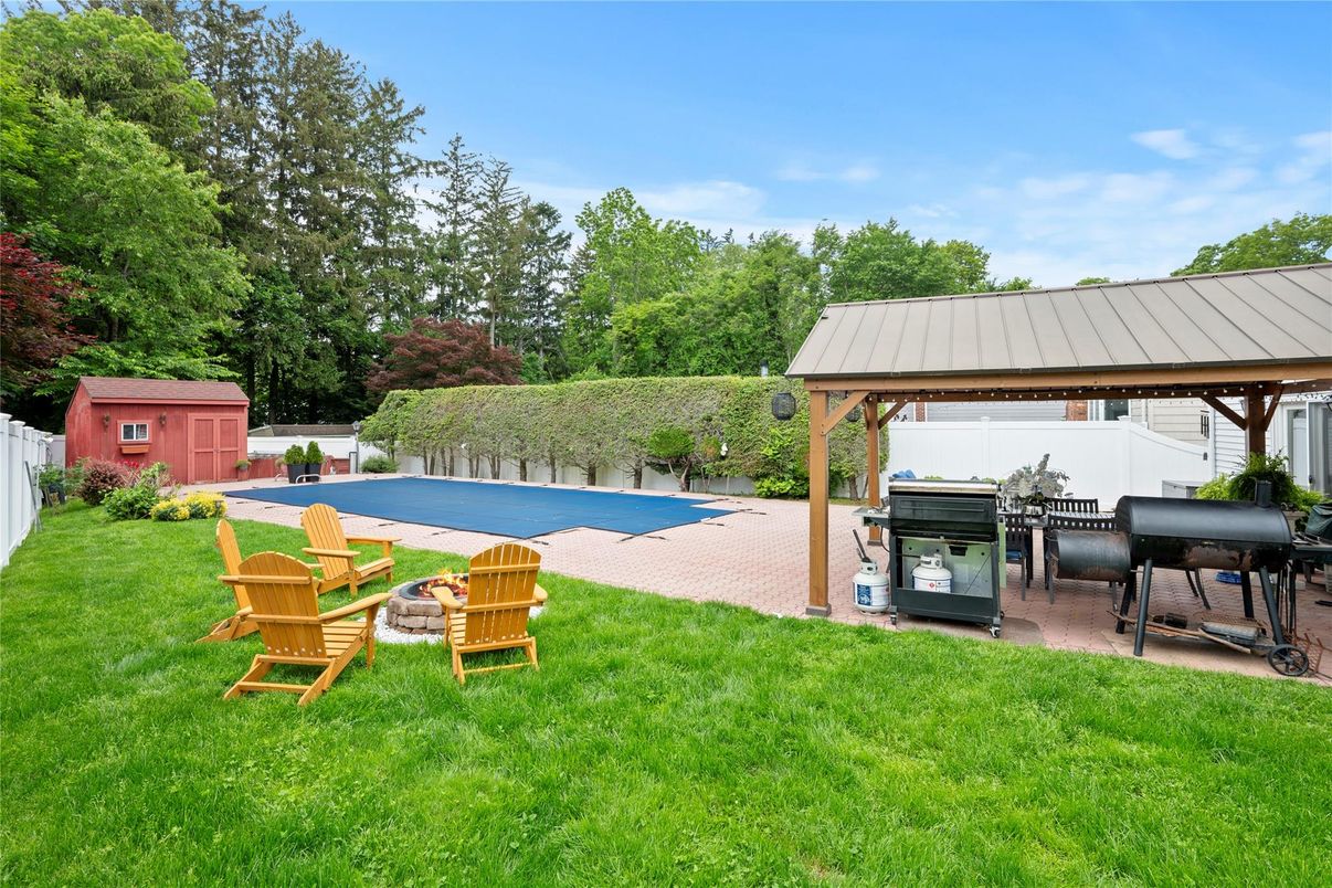 Backyard, Exterior, Pool