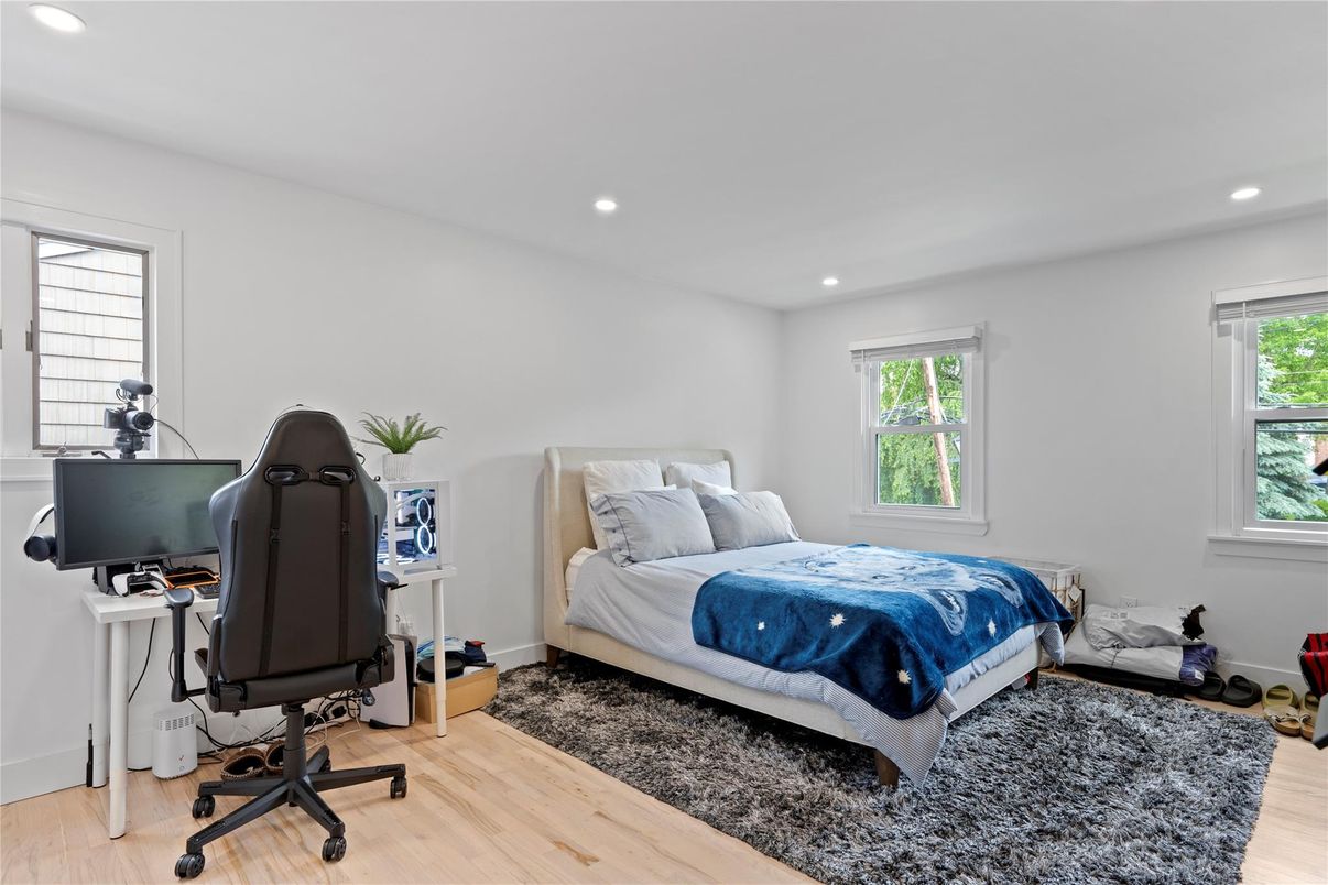 Bedroom, Home Office, Interior, Recessed Lighting, Wood Texture Flooring