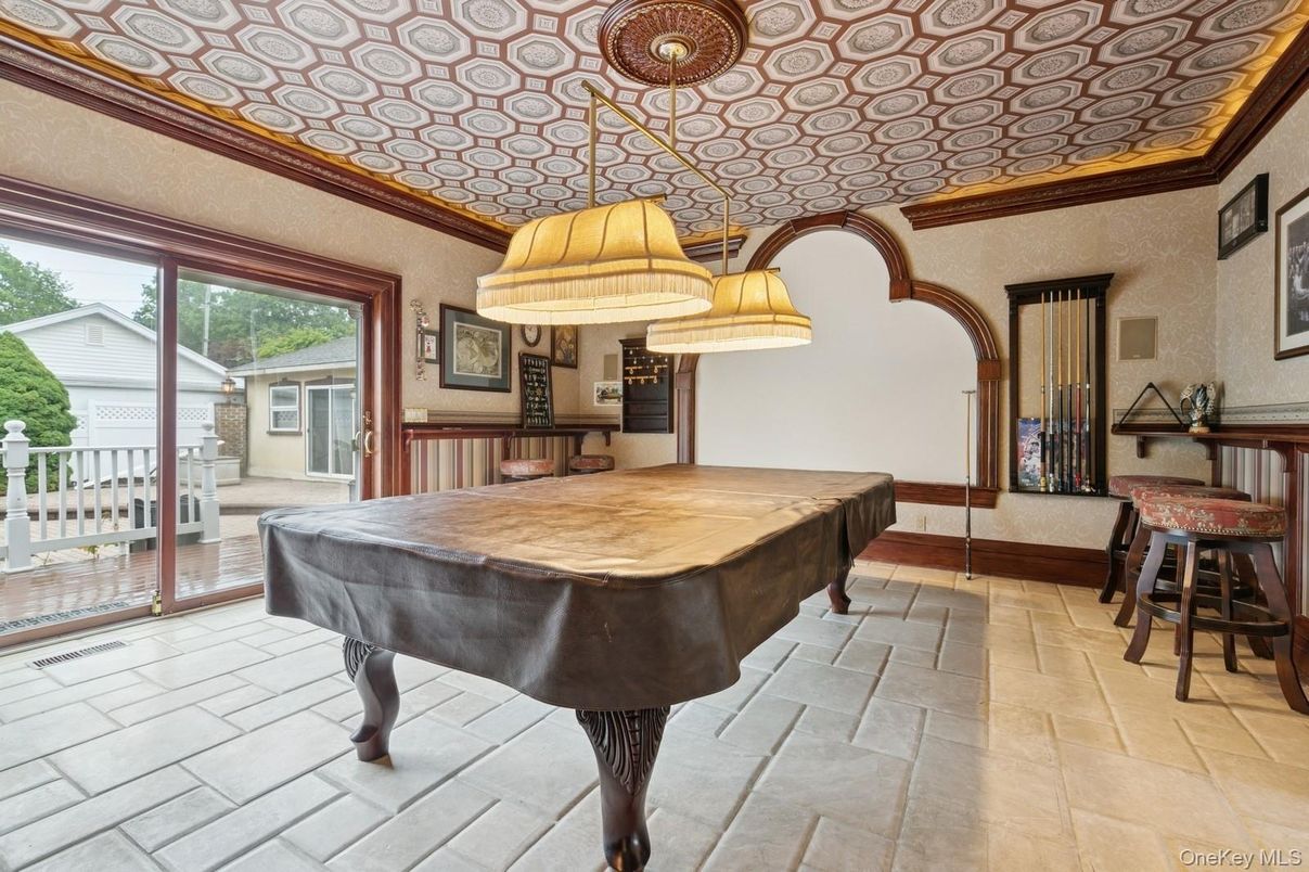 Billiard Table, Game Room, Interior, Pendant Lights