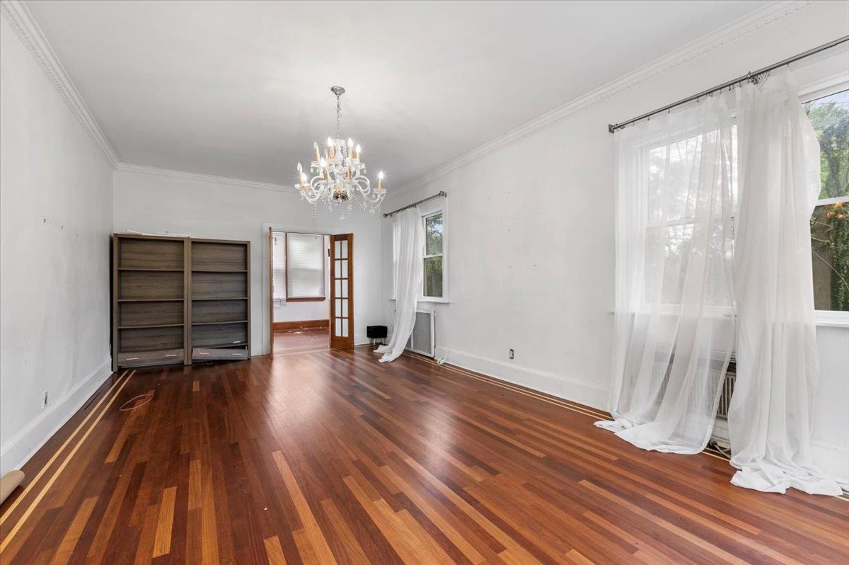 Chandelier, Empty room, Interior, Wood Texture Flooring