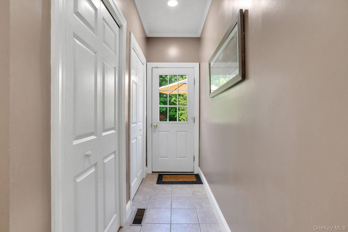 Interior, Recessed Lighting