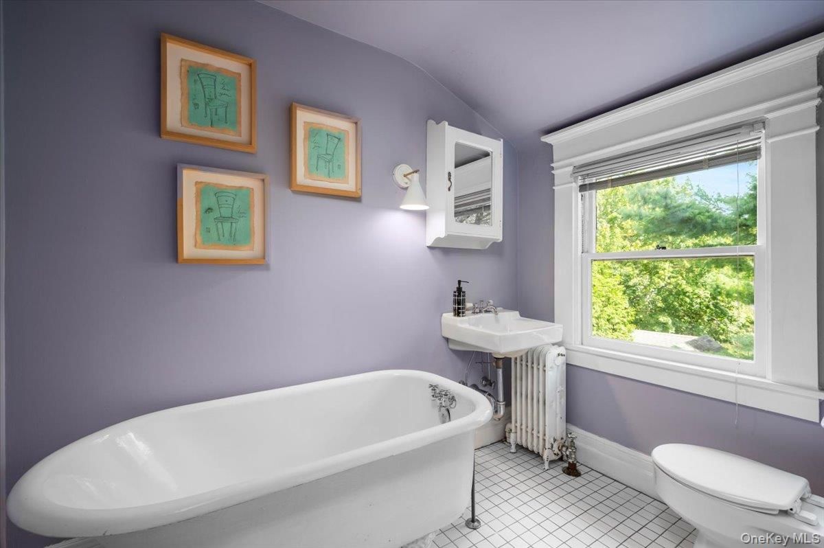 Bathroom, Free Standing Baths, Interior