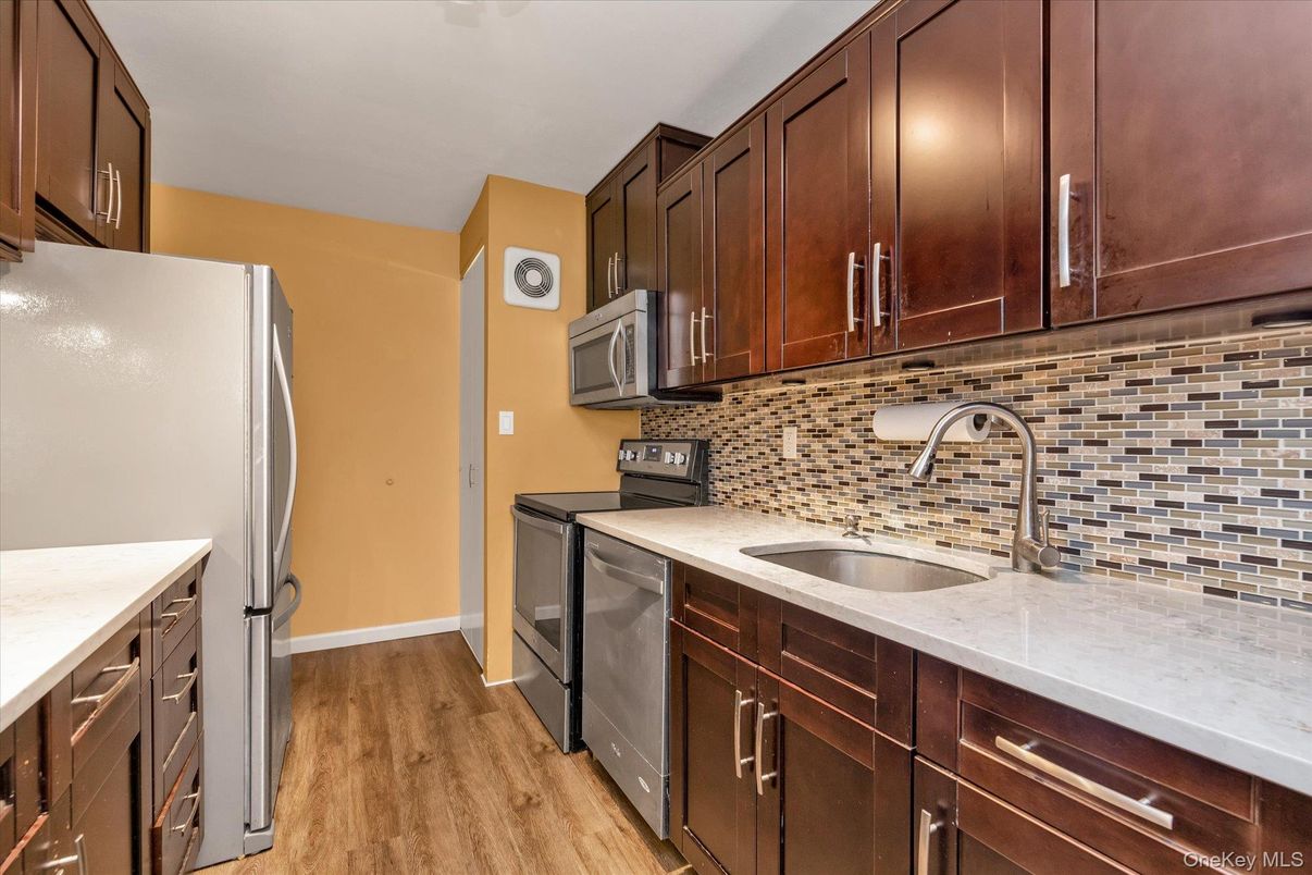 Interior, Kitchen, Wood Texture Flooring