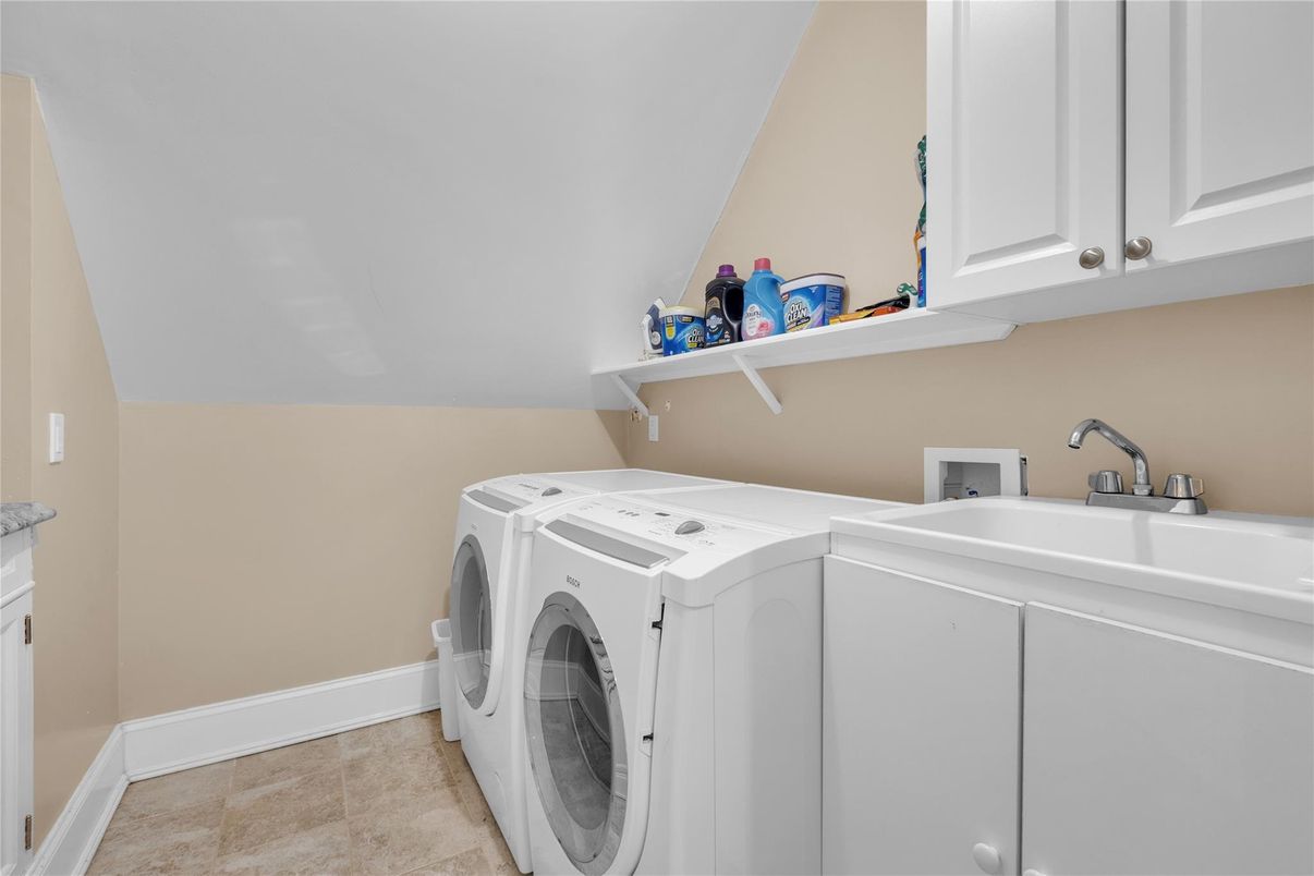 Interior, Washer