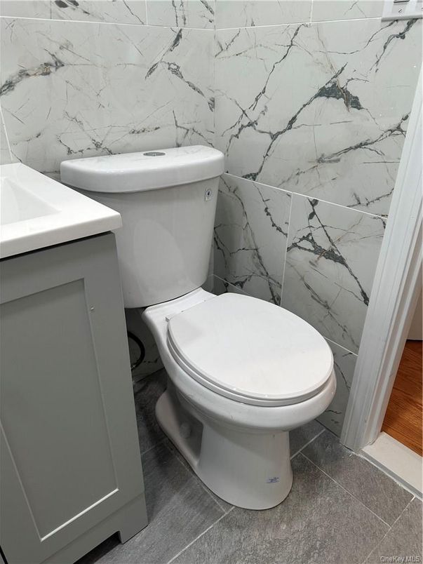 Bathroom, Interior, Marble Walls