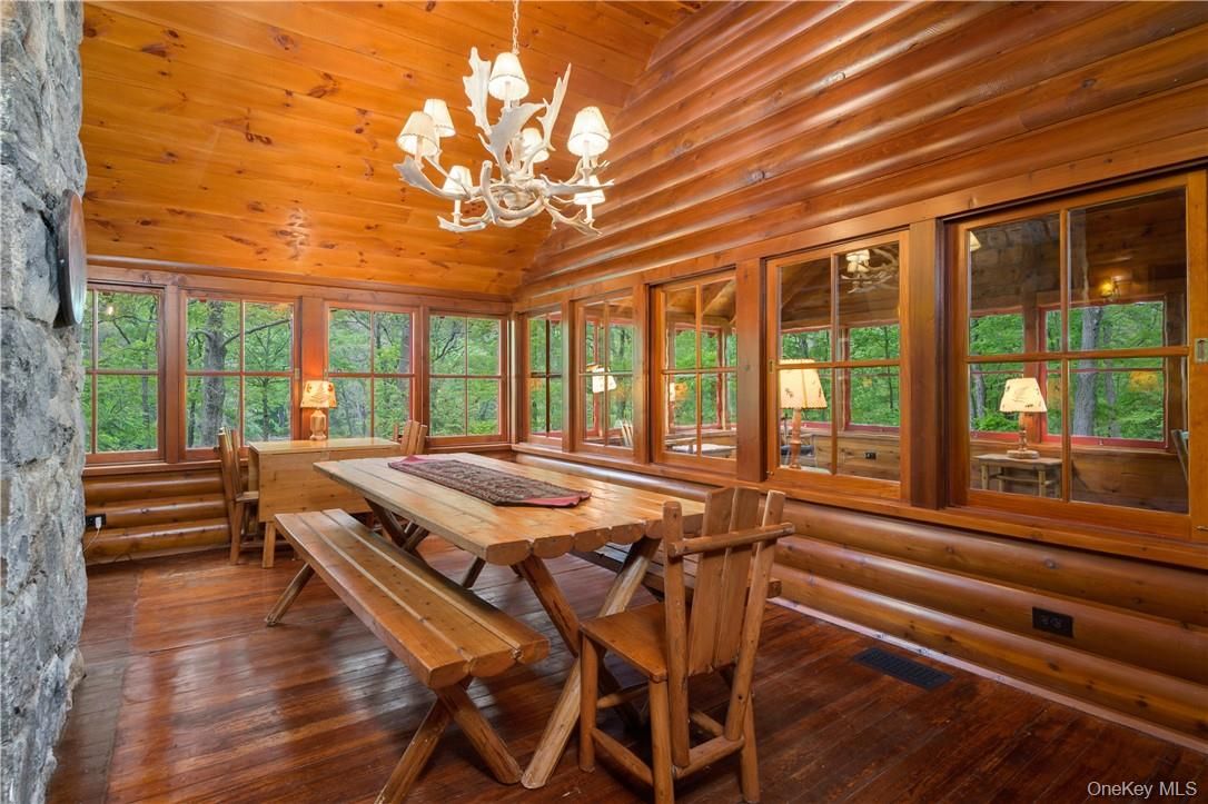 Chandelier, Dining room, Interior, Sun Room, Wooden Ceilings, Wood Texture Flooring, Wooden Walls