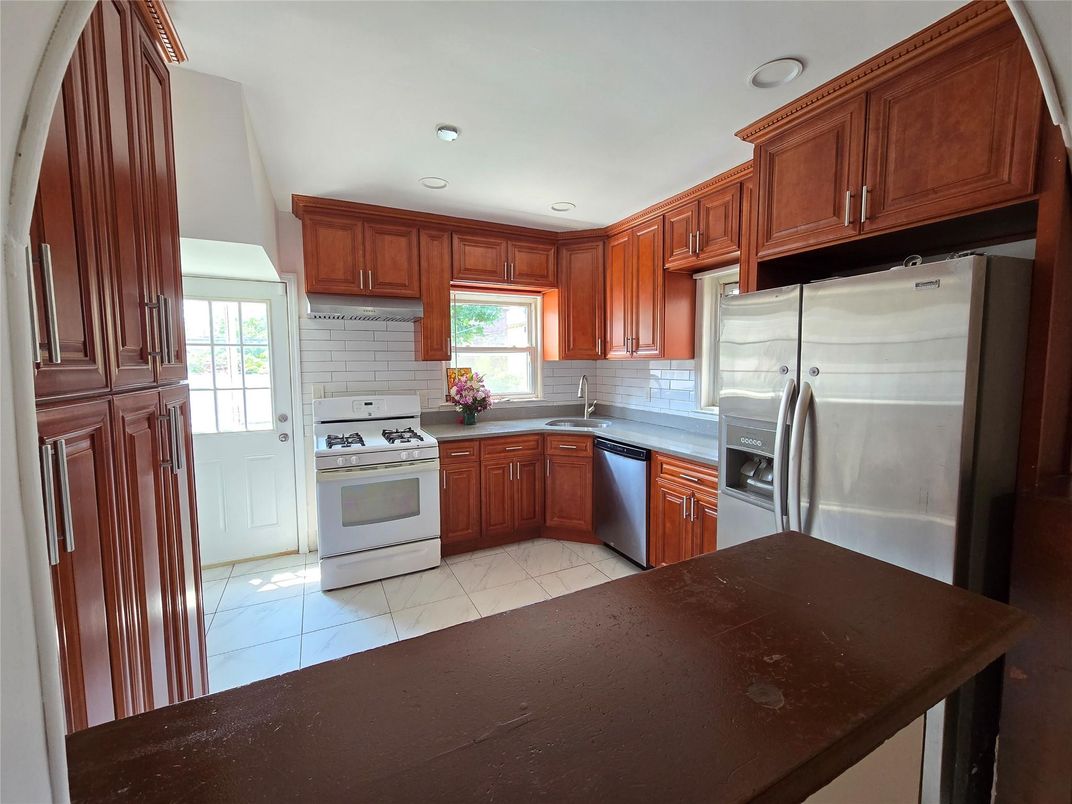 Interior, Kitchen, Marble, Recessed Lighting