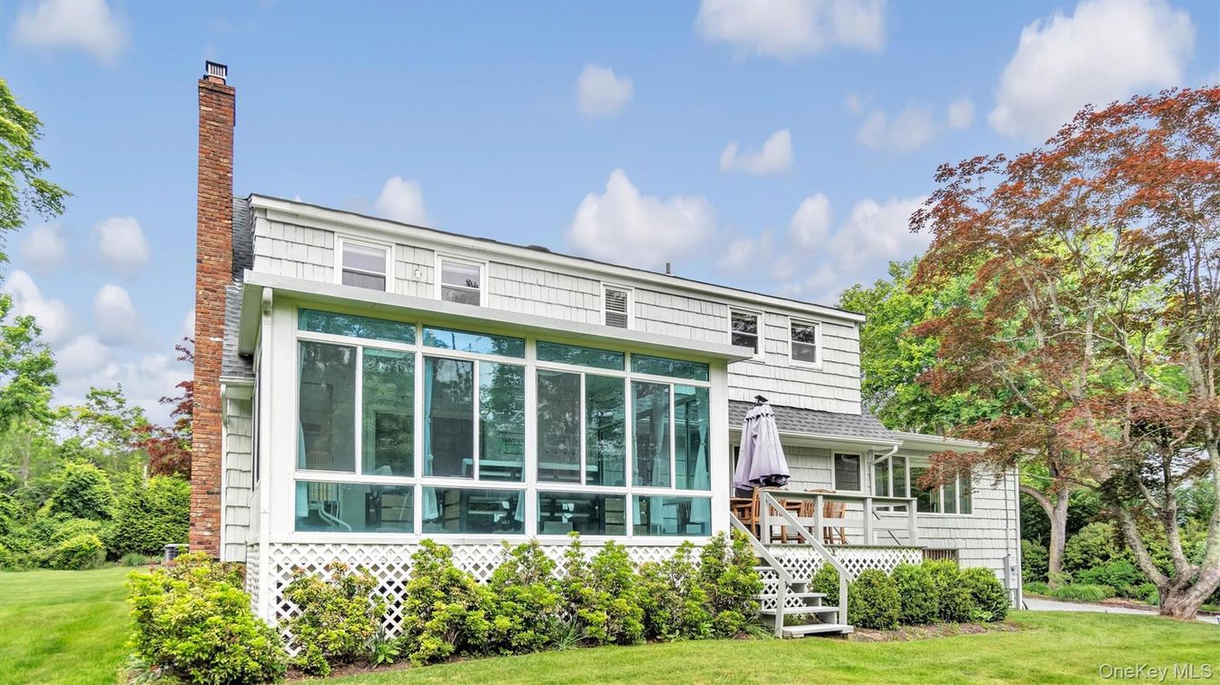 Backyard, Exterior, Facade, Modern