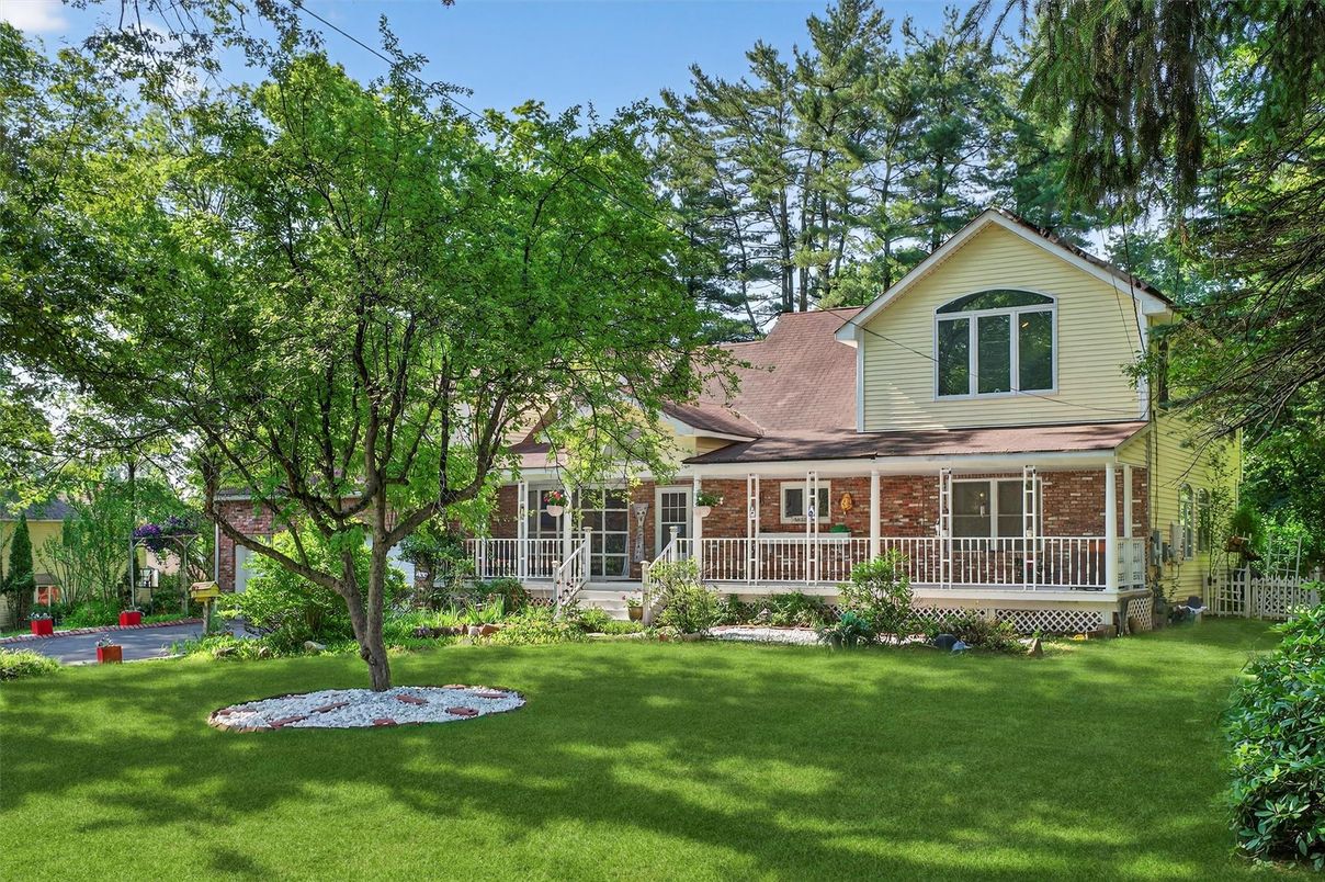 Backyard, Exterior, Facade, Brick Facade, Queen Anne Victorian