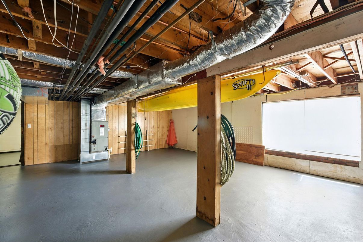 Interior, Wooden Beams