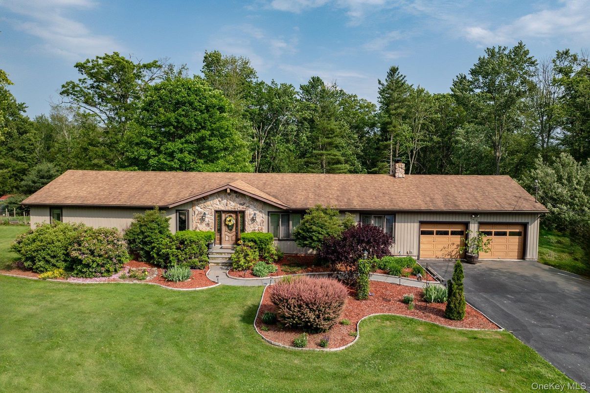 Attached, Backyard, Exterior, Facade, Ranch
