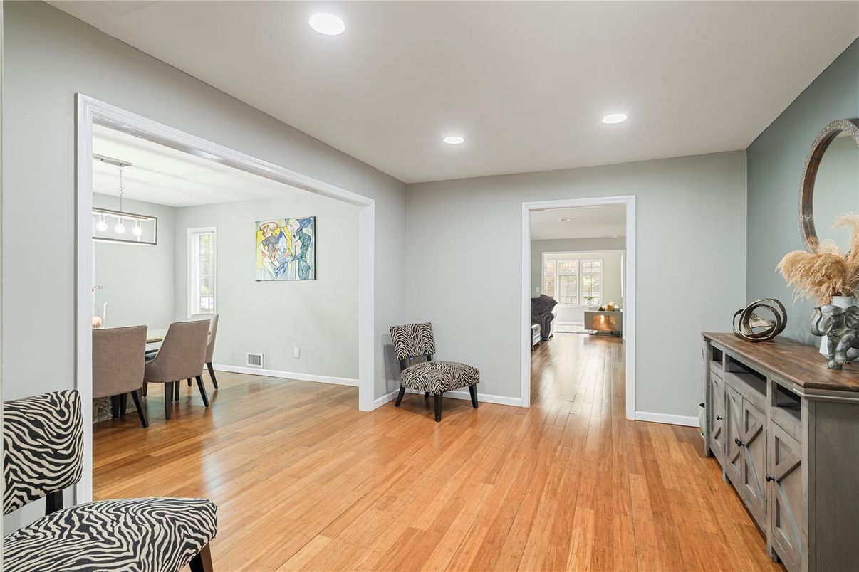 Dining room, Interior, Pendant Lights, Recessed Lighting, Wood Texture Flooring
