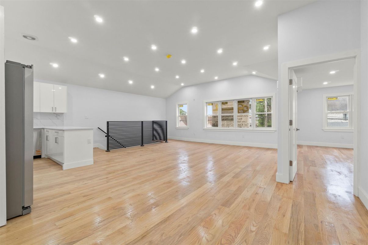 Empty room, Interior, Kitchen, Recessed Lighting, Wood Texture Flooring