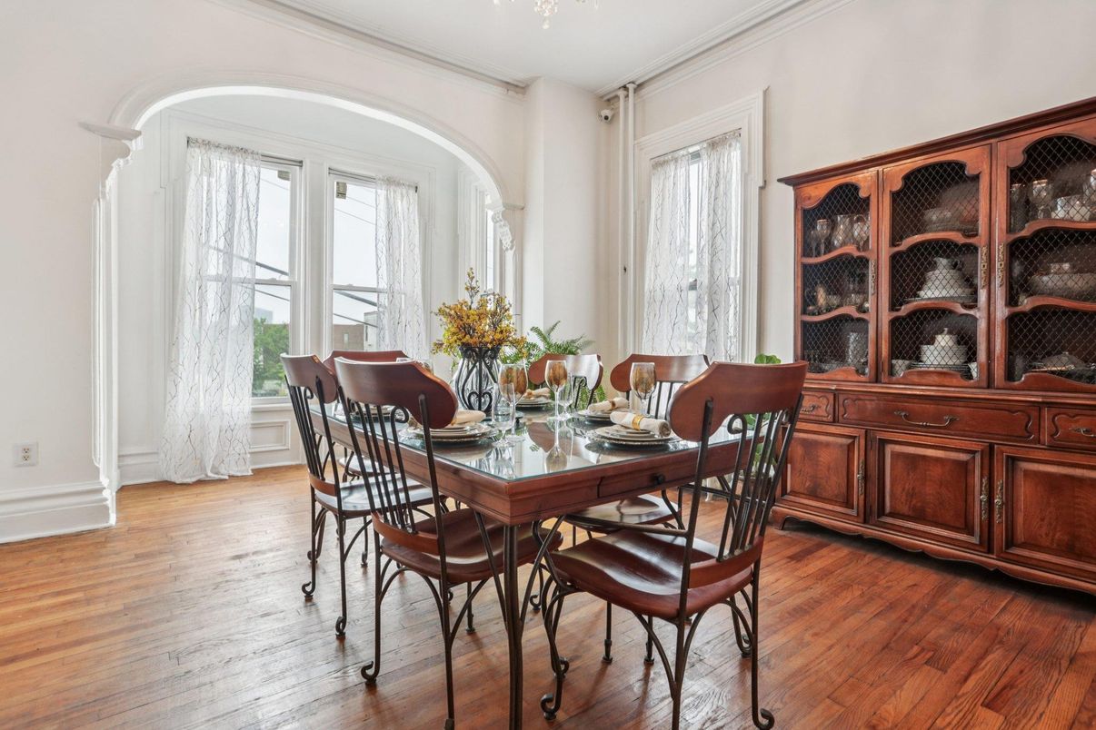 Dining room, Interior, Wood Texture Flooring