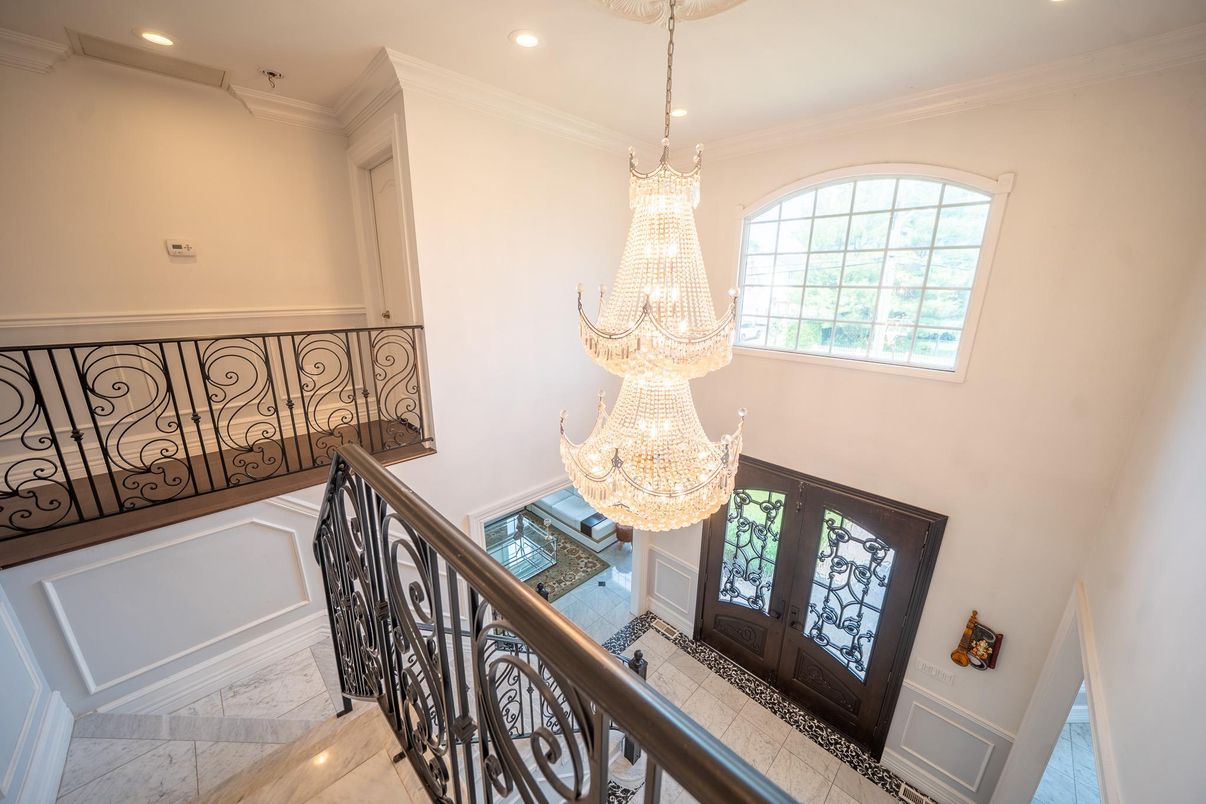 Chandelier, Interior, Recessed Lighting