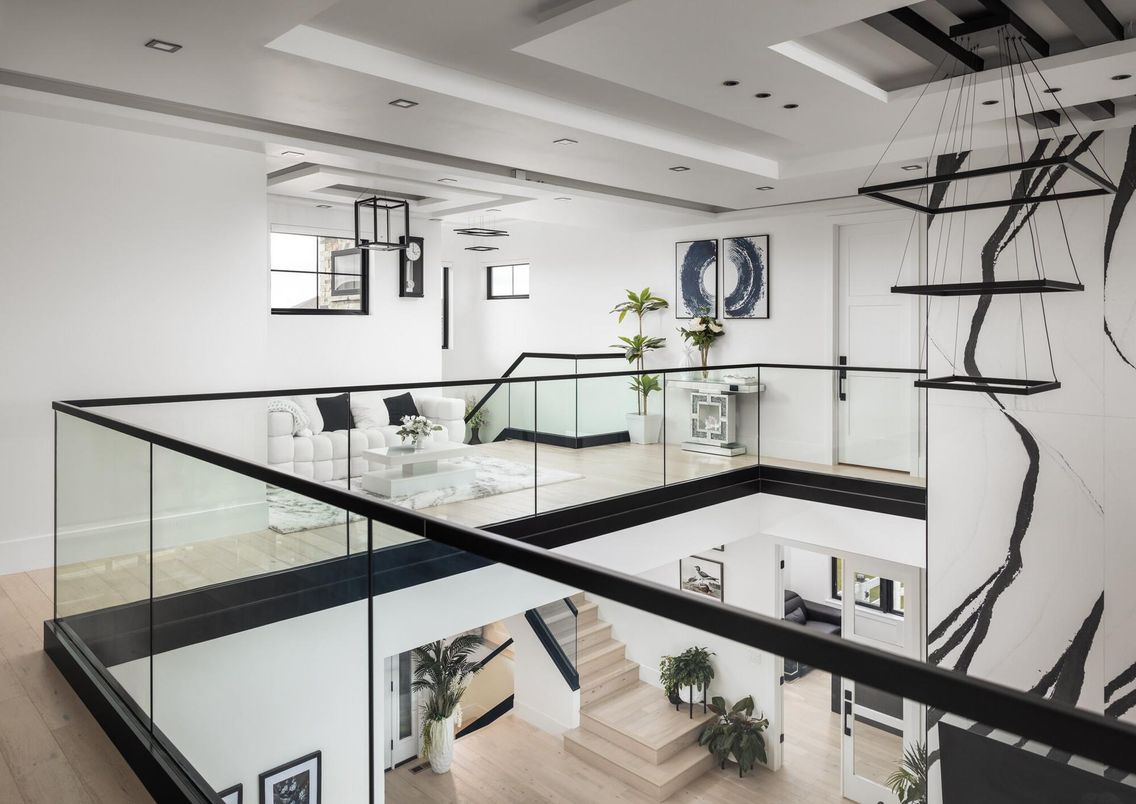 Interior, Recessed Lighting, Wood Texture Flooring