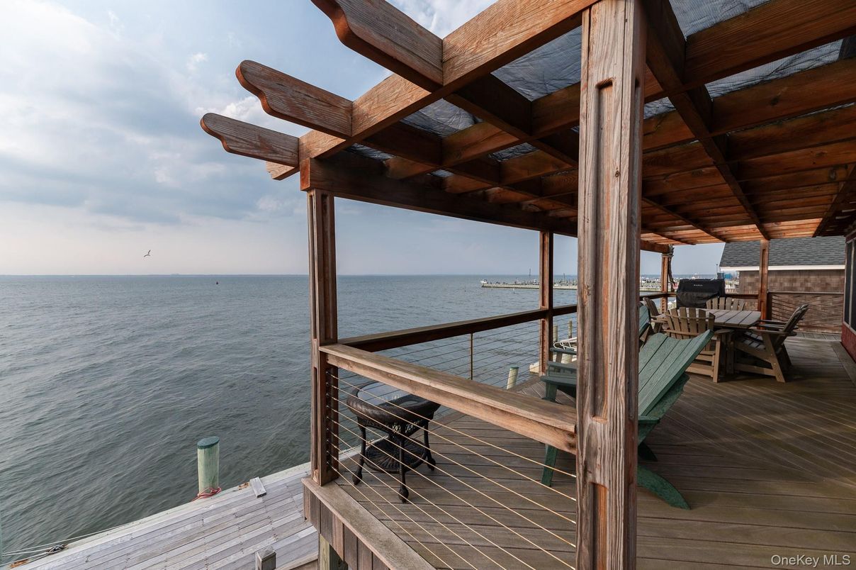 Exterior, Water