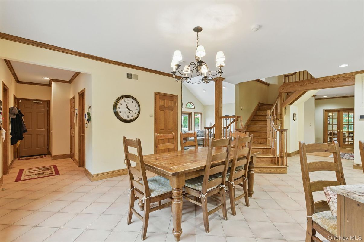 Chandelier, Dining room, Interior, Recessed Lighting