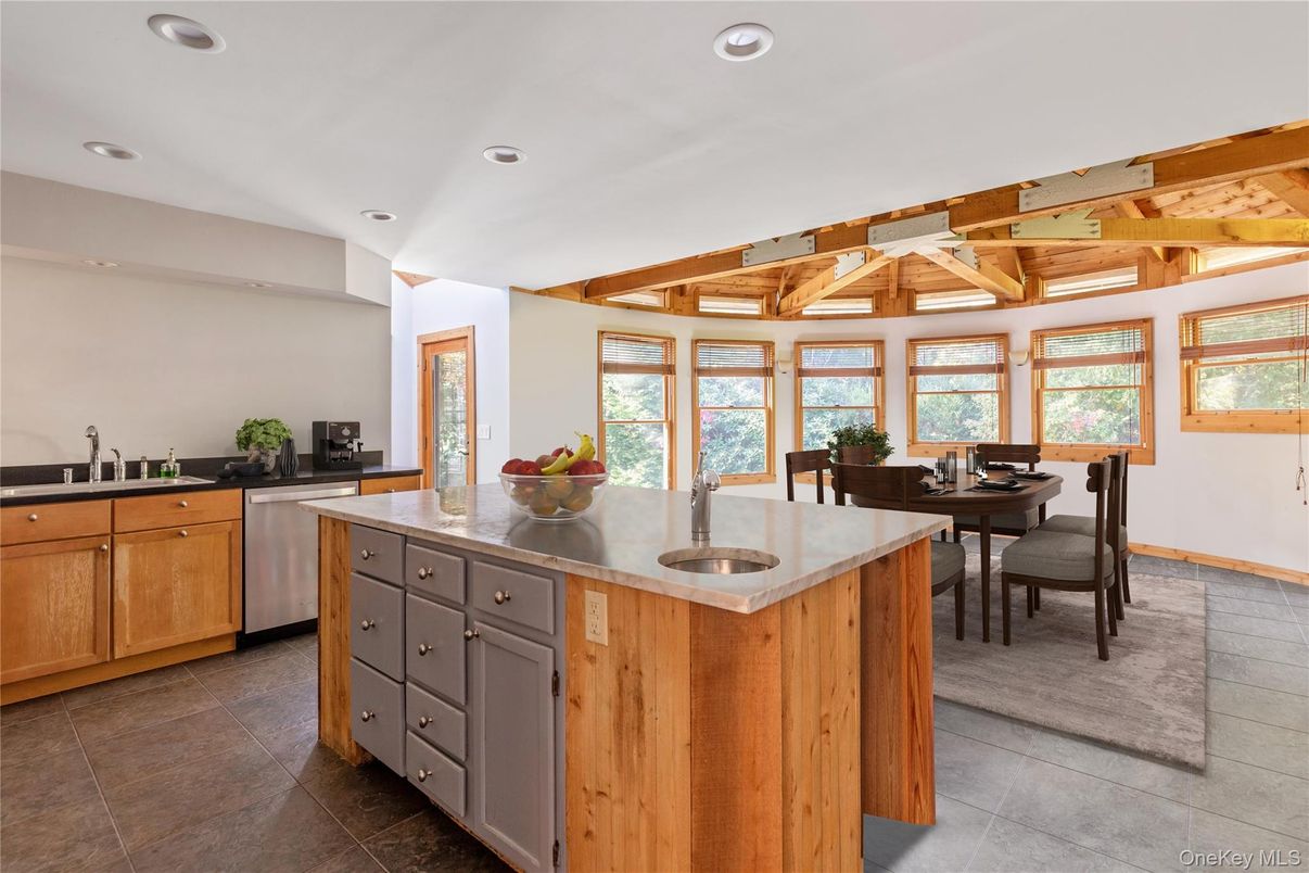 Dining room, Interior, Kitchen, Recessed Lighting, Wooden Beams