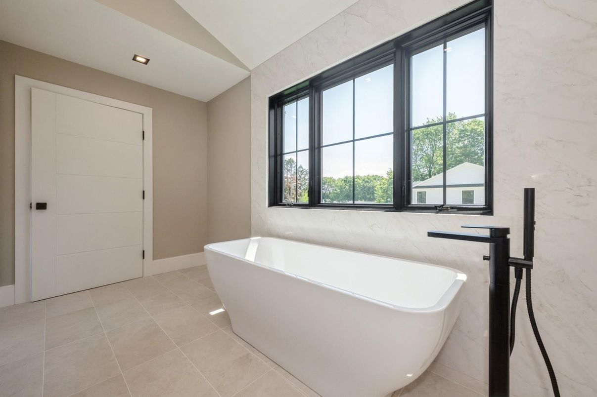 Bathroom, Free Standing Baths, Interior, Marble Walls, Recessed Lighting