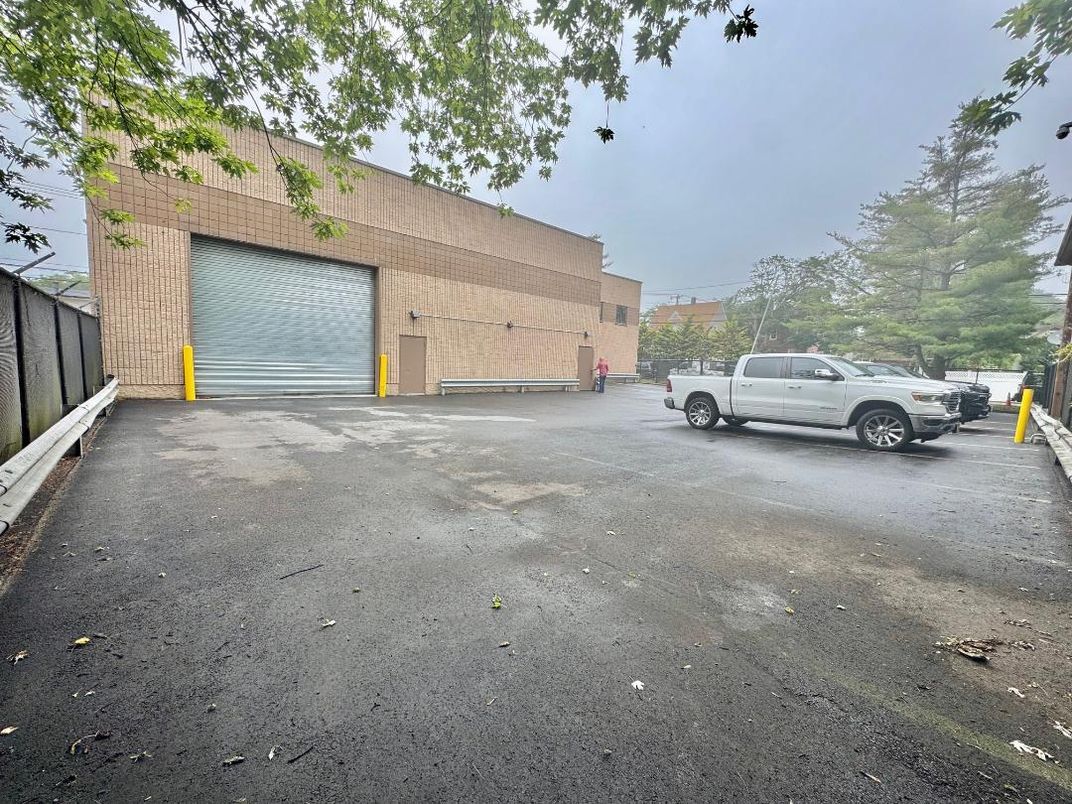Detached Garage, Exterior