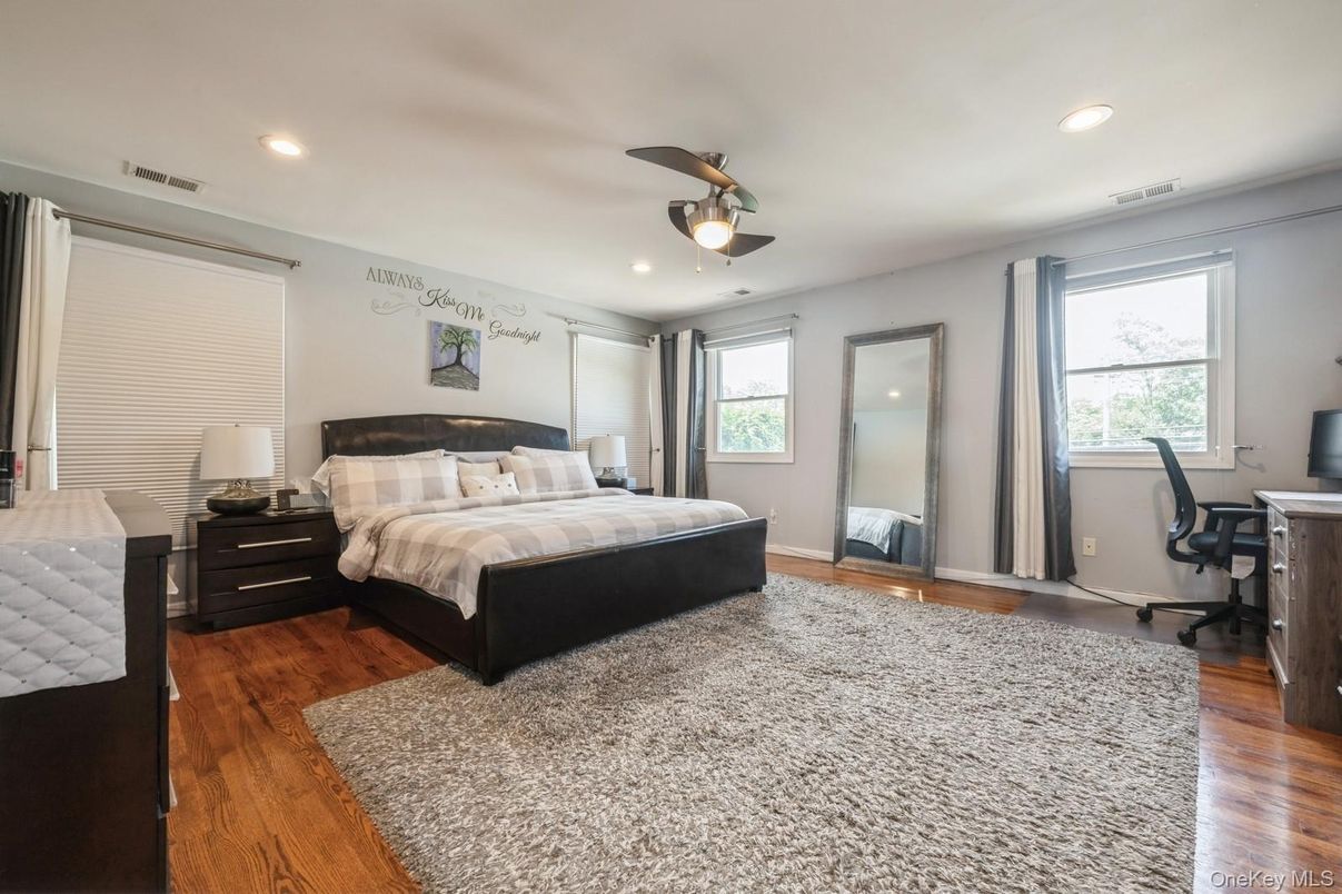 Bedroom, Home Office, Interior, Recessed Lighting, Wood Texture Flooring