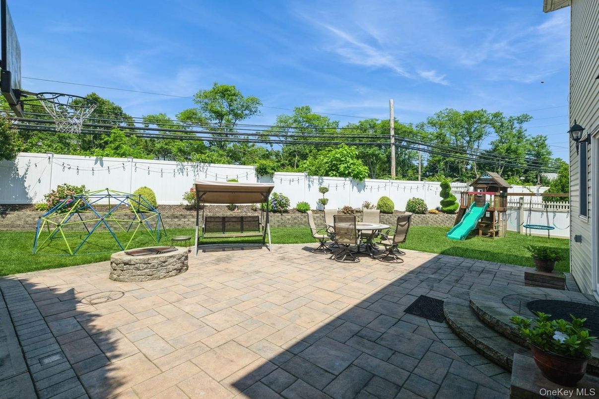 Backyard, Exterior, Playground