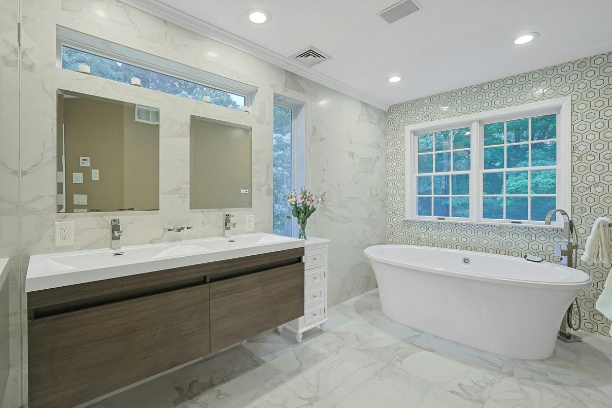Bathroom, Dual Sink Vanities, Free Standing Baths, Interior, Marble, Marble Walls, Recessed Lighting