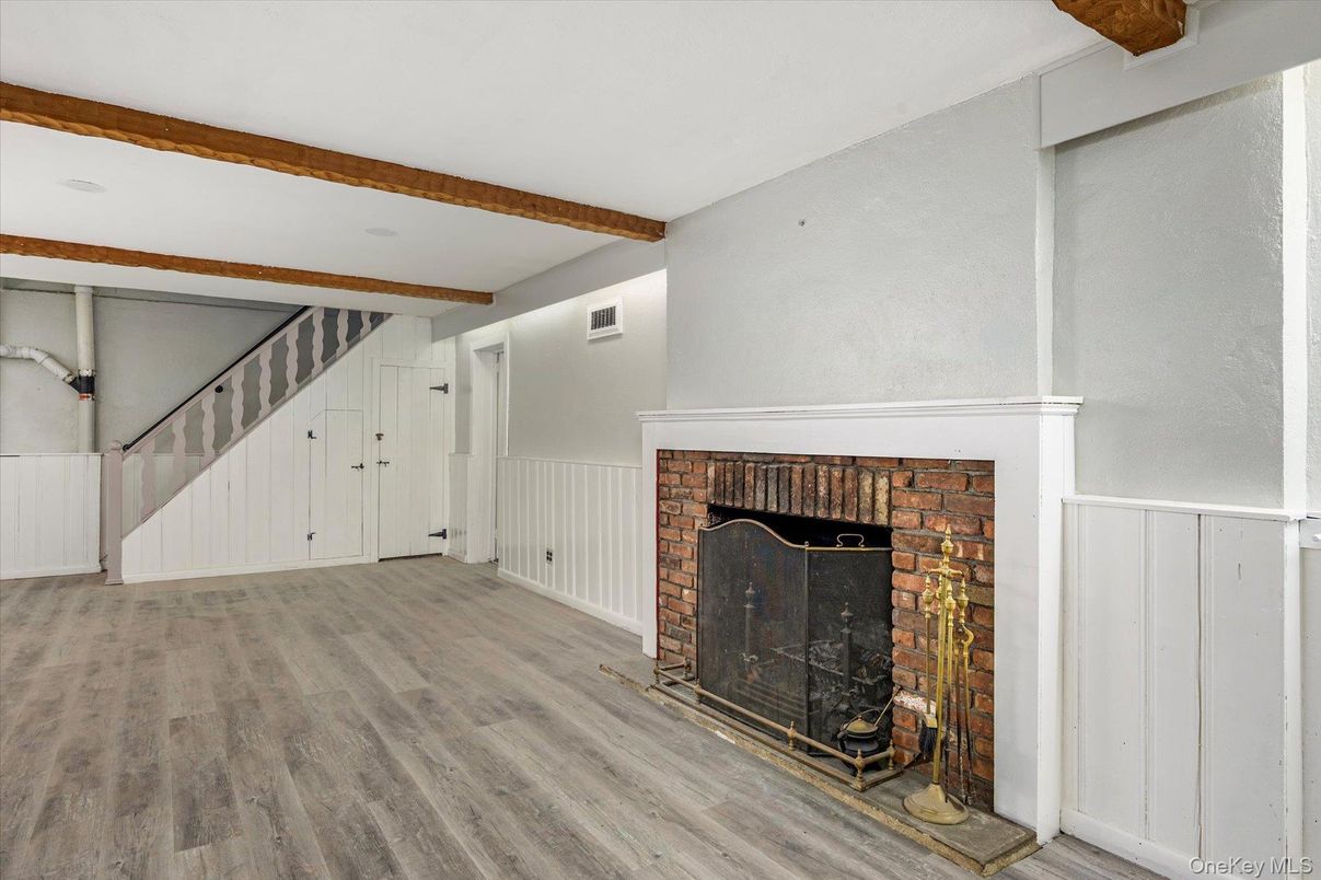 Empty room, Fireplace, Interior, Wooden Beams, Wood Texture Flooring