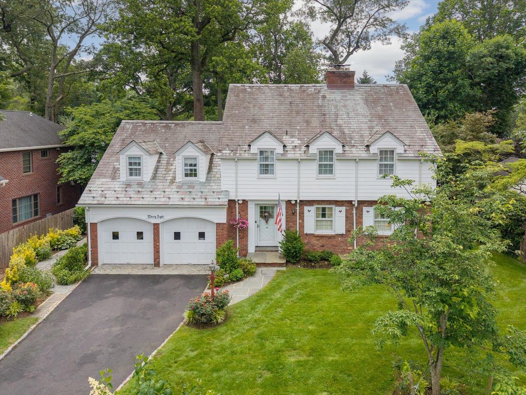 Attached, Exterior, Facade, Brick Facade, Cape Cod