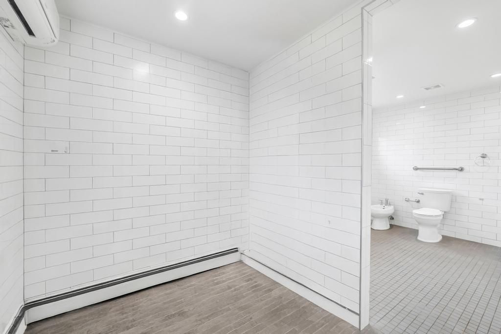 Bathroom, Interior, Recessed Lighting, Wood Texture Flooring