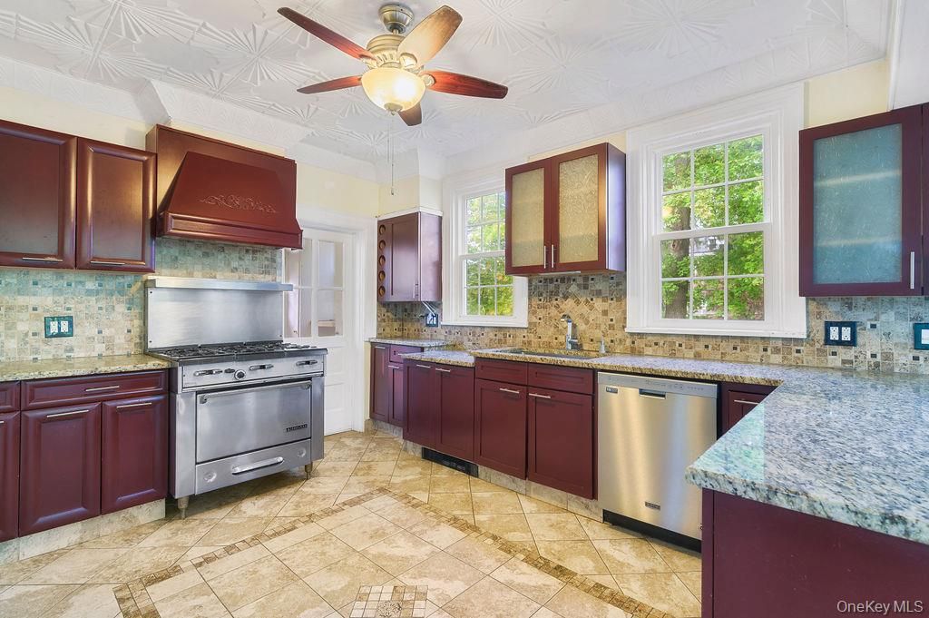 Interior, Kitchen, Stainless Steel Appliances