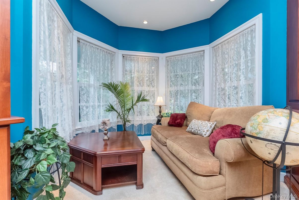 Interior, Living room, Recessed Lighting, Sun Room