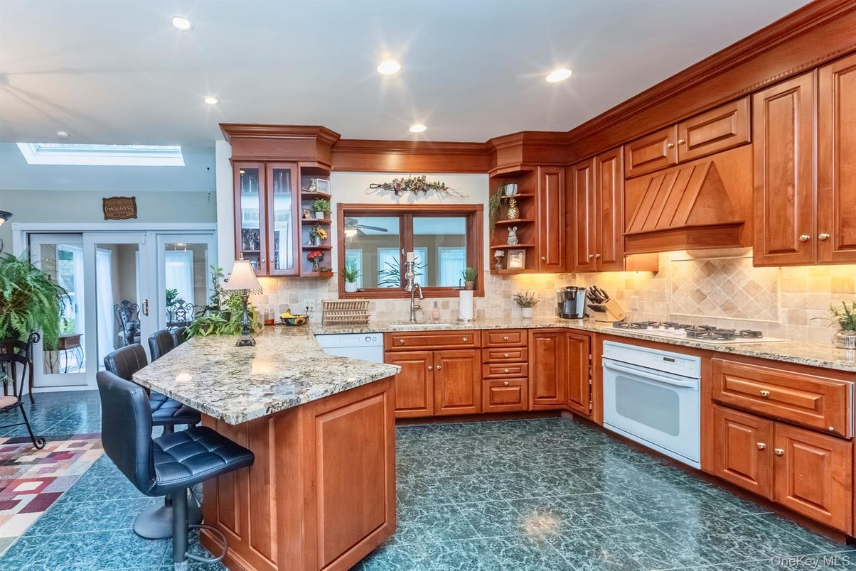 Interior, Kitchen, Recessed Lighting
