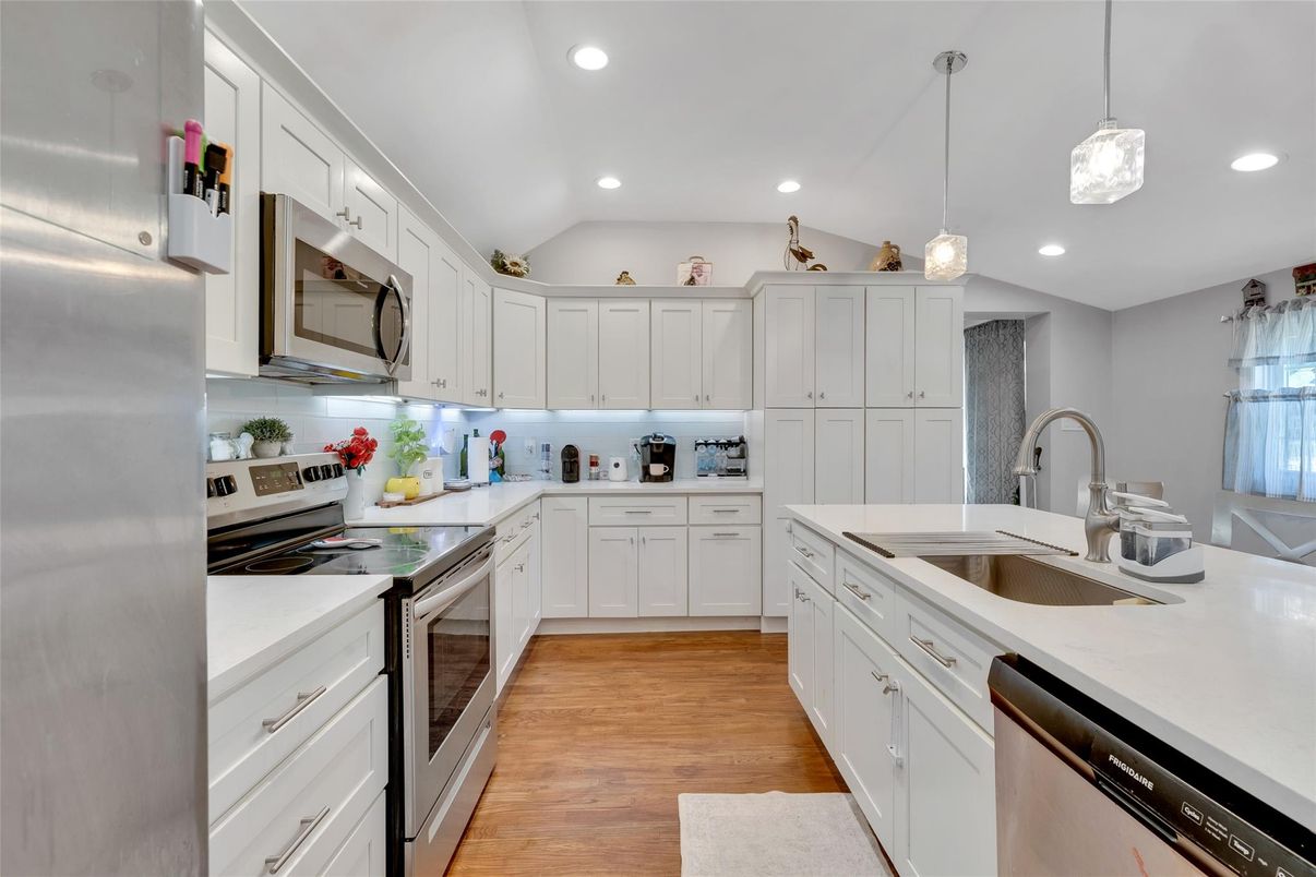 Interior, Kitchen, Pendant Lights, Recessed Lighting, Stainless Steel Appliances, Wood Texture Flooring