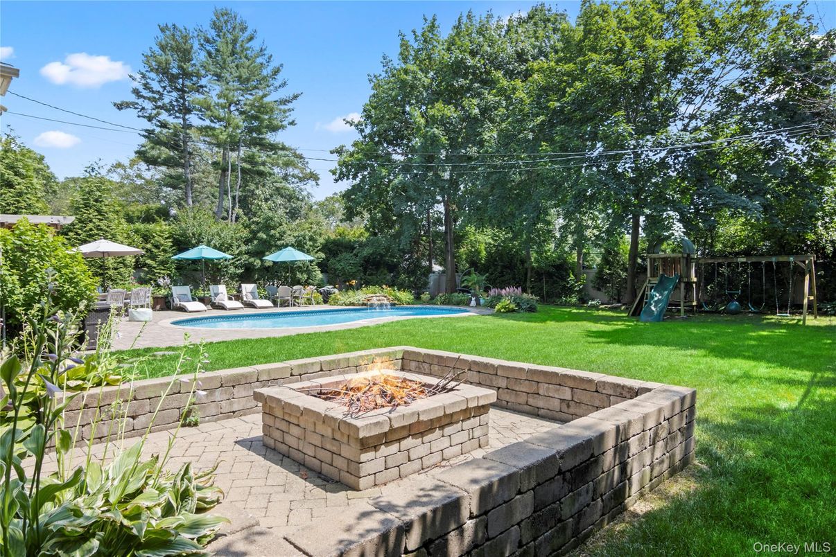 Backyard, Exterior, Playground, Pool