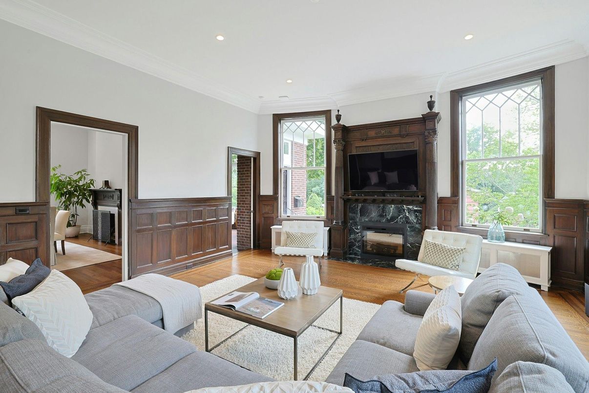 Fireplace, Interior, Living room, Recessed Lighting, Wood Texture Flooring