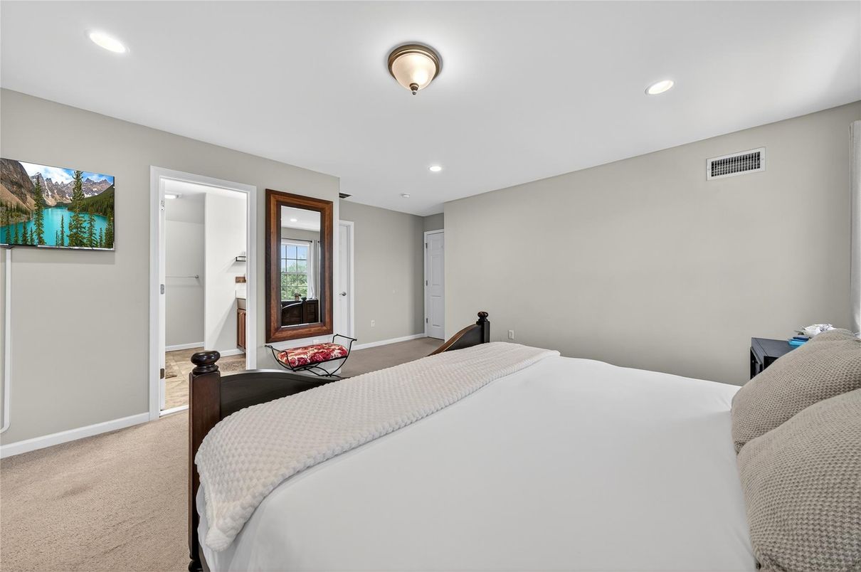 Bedroom, Interior, Recessed Lighting