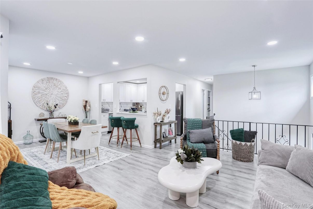 Dining room, Interior, Pendant Lights, Recessed Lighting, Wood Texture Flooring
