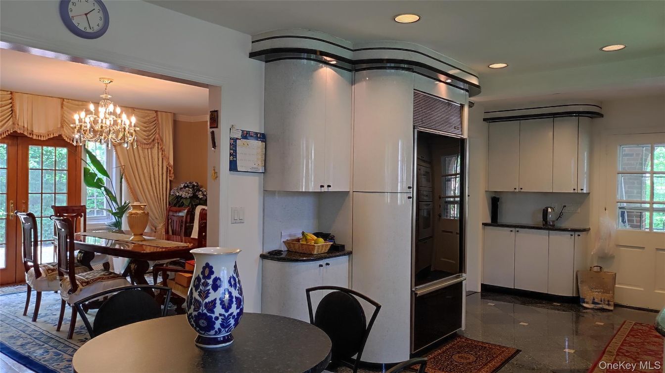 Chandelier, Dining room, Interior, Kitchen, Recessed Lighting