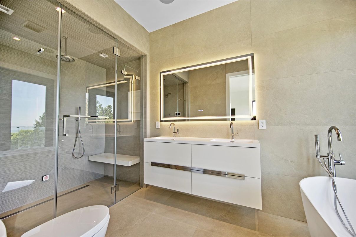 Bathroom, Dual Sink Vanities, Free Standing Baths, Glass Shower, Interior, Recessed Lighting