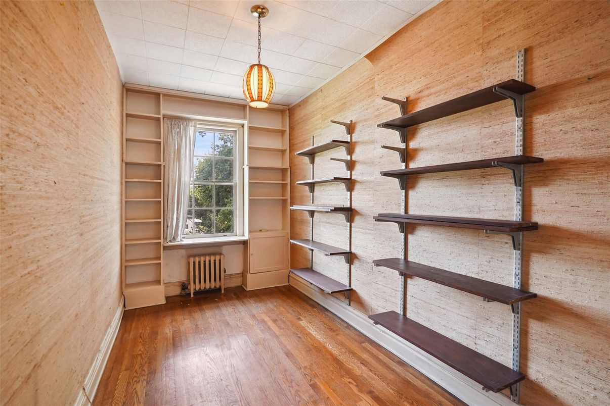 Interior, Pendant Lights, Wood Texture Flooring, Wooden Walls