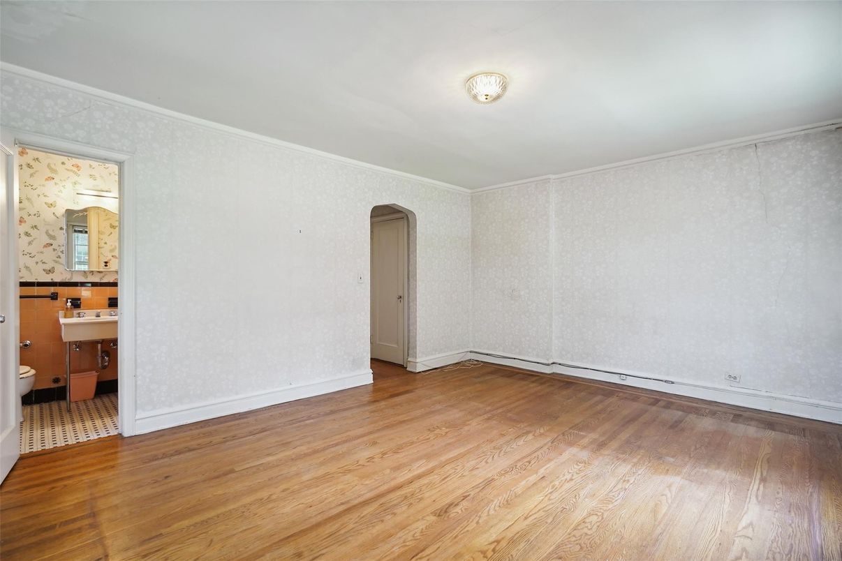 Bathroom, Empty room, Interior, Wood Texture Flooring